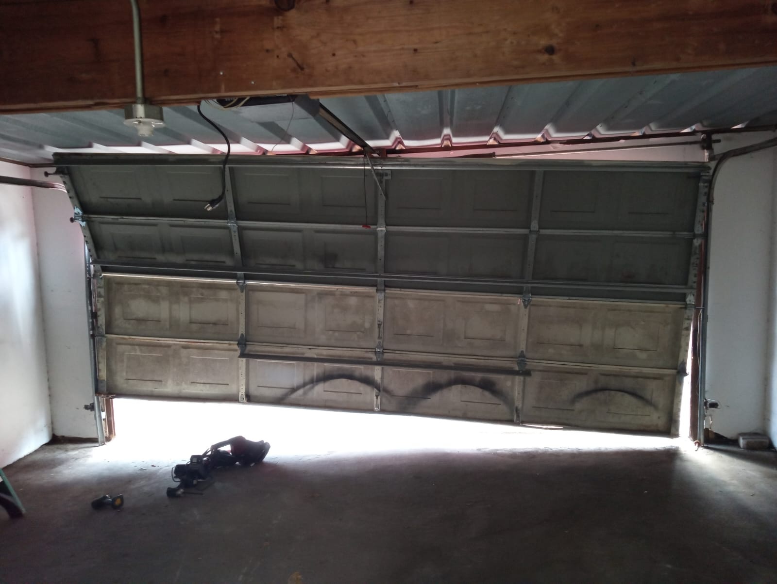 Emergency Garage Door Repair Sugar Land TX - 24/7 Same-Day Service | Sugar Land Garage Door Experts - Lemus Garage Door Services Sugar Land TX