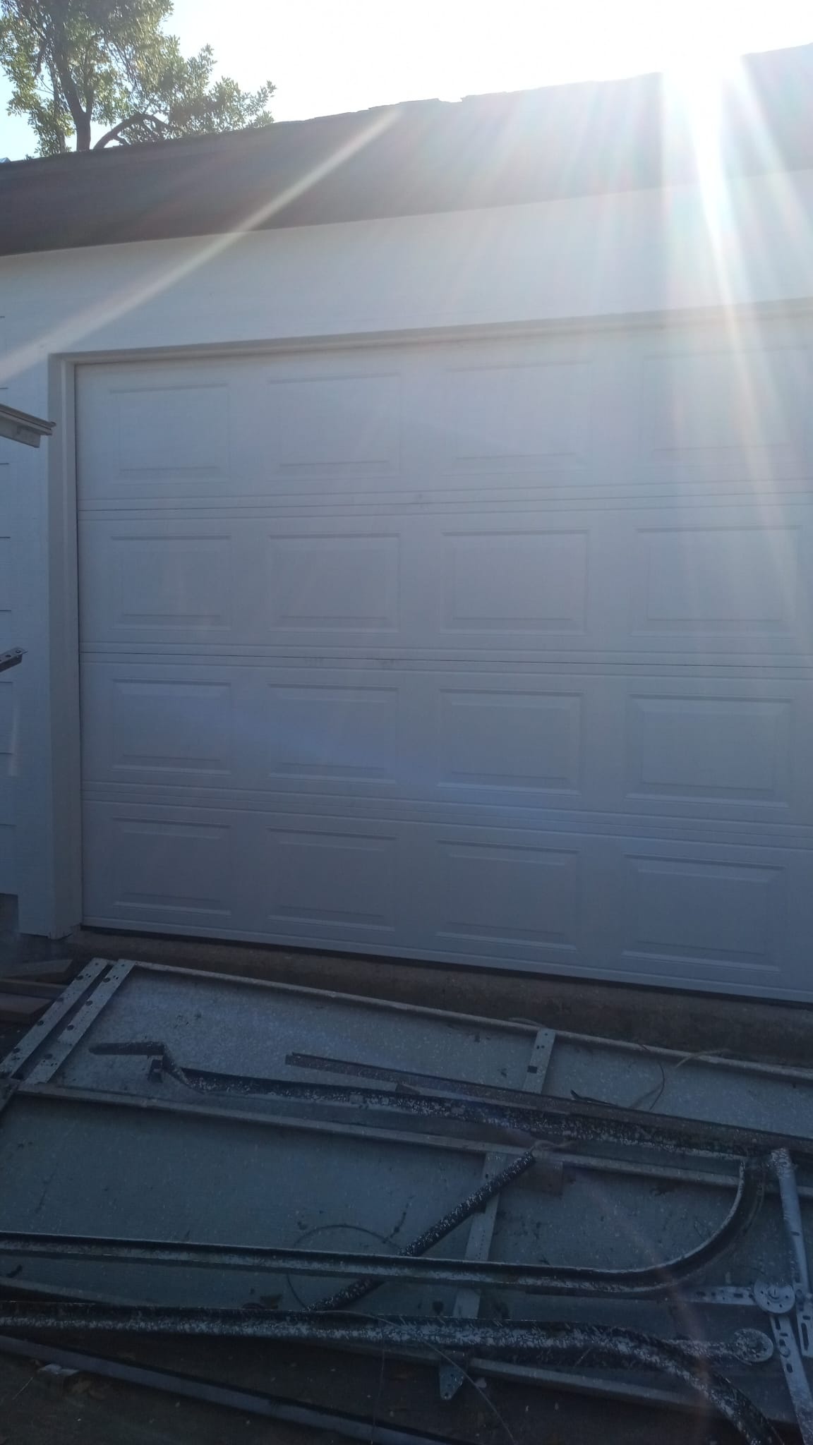 10 Essential Garage Door Maintenance Tips Every Houston Homeowner Should Know - Lemus Garage Door Services Sugar Land TX